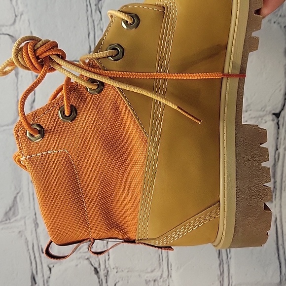 KIDS TIMBERLAND BOOTS - Picture 12 of 15